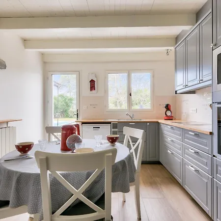Charmante Maison Avec Piscine A Holiday home